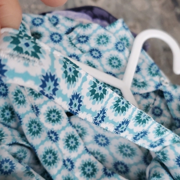 SKIES are Blue Split Neck Top - Picture 11 of 11